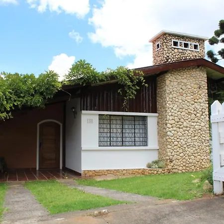 Casa Aconchegante No Capivari Campos do Jordao Exterior photo